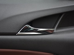 2018款 18T 5座豪华型