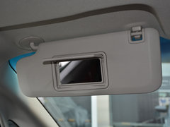 2018款 18T 5座豪华型
