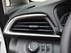 2018款 18T 5座豪华型