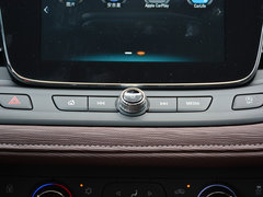 2018款 18T 5座豪华型
