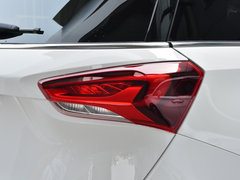 2018款 18T 5座豪华型