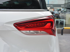 2018款 18T 5座豪华型
