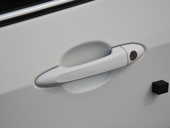 2018款 18T 5座豪华型