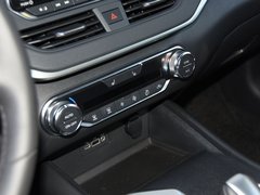 2019款 2.0L XE 时尚版