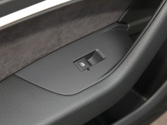 奥迪A6L 2019款 40 TFSI 豪华动感型
