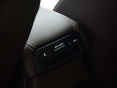 2018款 2.0T 两驱超豪型 国V