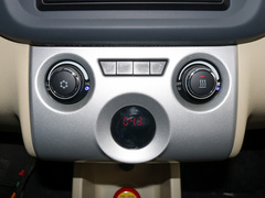 2018款 E100B 舒适型