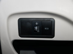 2018款 E200L 标准型（250KM）