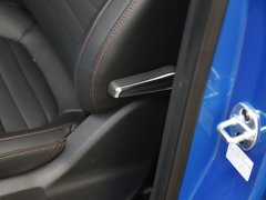 2018款 30T 自动四驱Trophy荷尔蒙超燃版