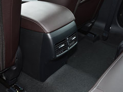 2018款 2.0L 自动两驱蓝天品位升级版 国V