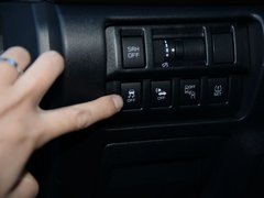 2019款 2.0i 全驱豪华版EyeSight