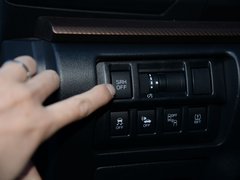 2019款 2.0i 全驱豪华版EyeSight