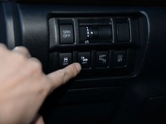 2019款 2.0i 全驱豪华版EyeSight