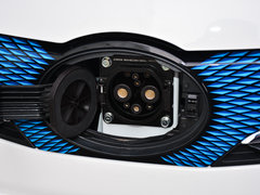 2018款 EV400 豪华版