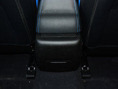 2018款 EV400 豪华版