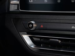 2018款 DM 1.5TI 自动智联锐动型