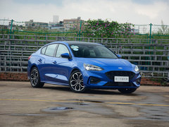 2019款 三厢 EcoBoost 180 自动ST Line