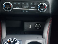 2019款 三厢 EcoBoost 180 自动ST Line