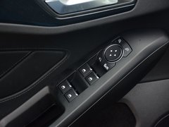 2019款 三厢 EcoBoost 180 自动ST Line