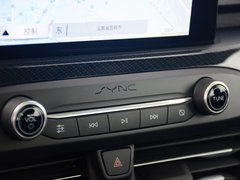 2019款 三厢 EcoBoost 180 自动ST Line
