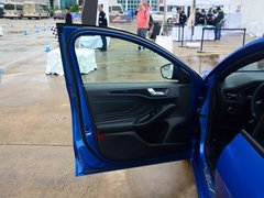 2019款 三厢 EcoBoost 180 自动ST Line