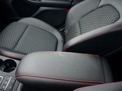 2019款 三厢 EcoBoost 180 自动ST Line