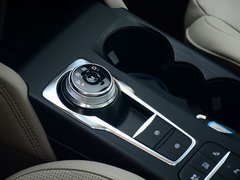 2019款 三厢 EcoBoost 180 自动锋耀型
