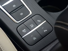 2019款 三厢 EcoBoost 180 自动锋耀型