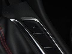 2018款 20T 自动两驱荷尔蒙激情版