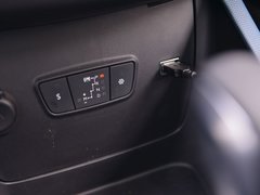 2018款 230THP 自动逸炫版
