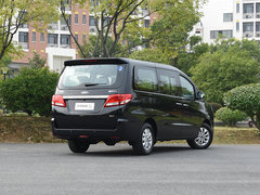 2018款 2.0T 自动行政版 
