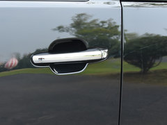 2018款 2.0T 自动行政版 