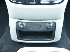 2018款 2.0T 自动行政版 