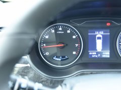 2018款 2.0T 自动行政版 