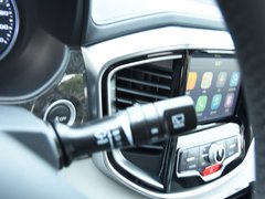 2018款 2.0T 自动行政版 