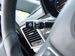 2018款 2.0T 自动行政版 