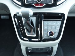 2018款 2.0T 自动行政版 