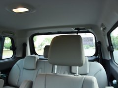 2018款 2.0T 自动行政版 