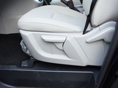 2018款 2.0T 自动行政版 