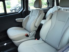 2018款 2.0T 自动行政版 