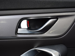 2018款 1.5T 手动炫色型