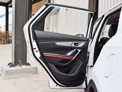 2018款 1.5T 手动炫色型