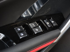 2018款 1.5T 手动炫色型