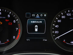 2018款 1.5T 手动炫色型