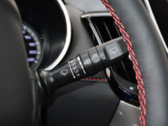 2018款 1.5T 手动炫色型