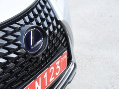 2019款 260h 探·酷版 国V
