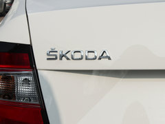2019款 1.5L 手动舒适版 国V
