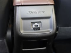 2019款 EV460 智享版
免税

