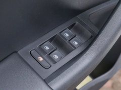 2019款 1.5L 手动豪华版 国V