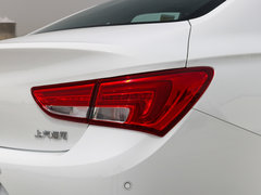2019款 三厢 15S 自动领先型